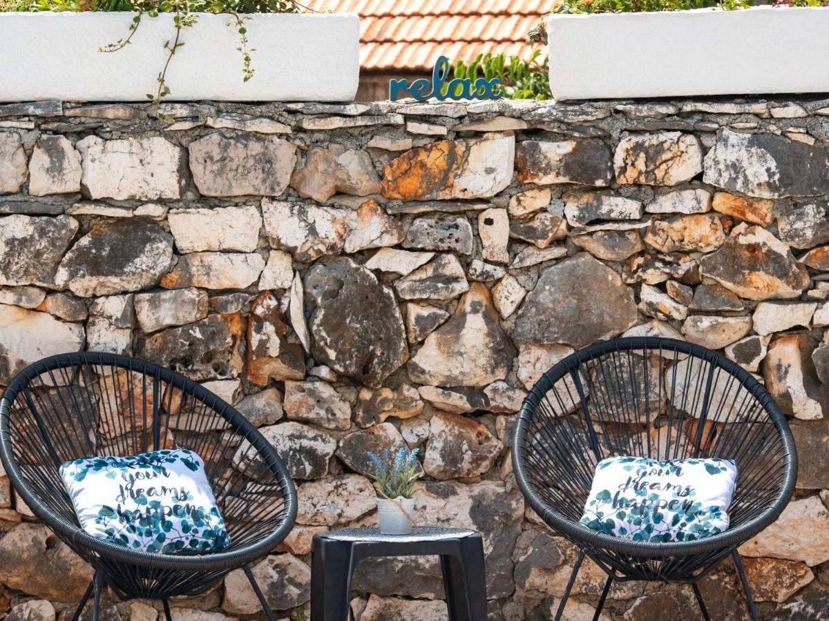 Chic Holiday Home In Marina With Private Swimming Pool Exterior photo